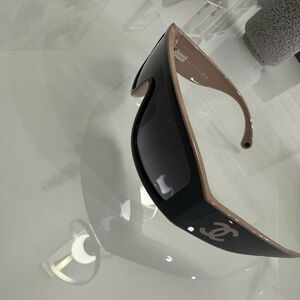 Chanel Two-Tone Black and Cream Sunglasses
